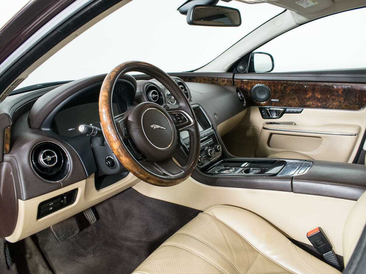Купить Jaguar XJ, 2014, 143 000 км, фото №13