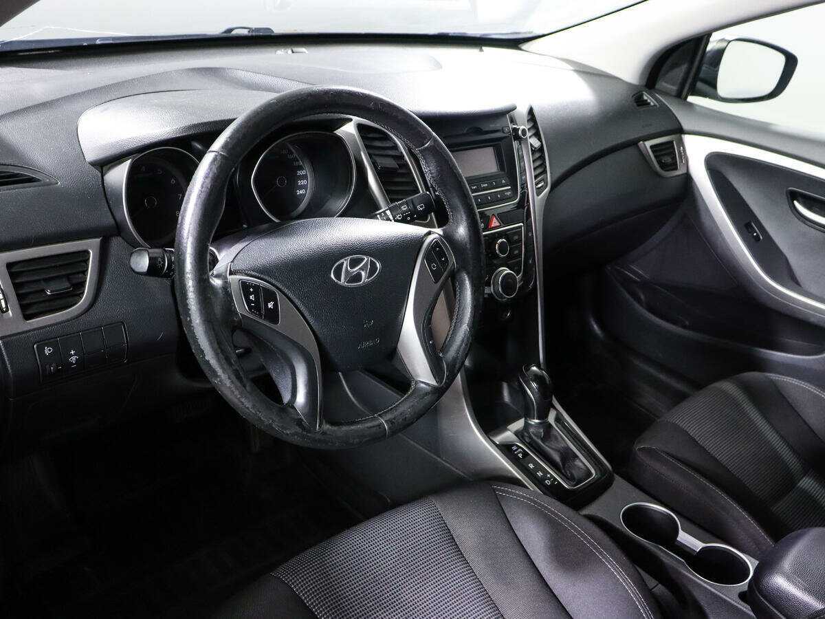 Купить Hyundai i30, 2012, 186 878 км, фото №12