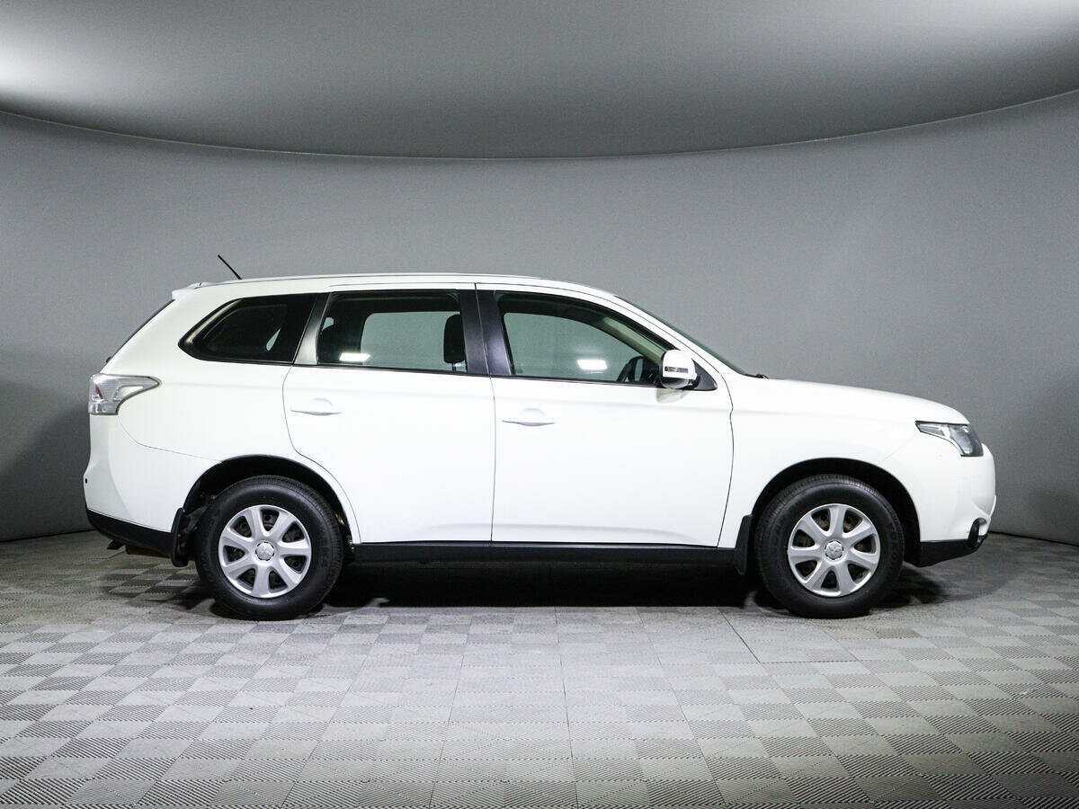 Купить Mitsubishi Outlander, 2013, 80 108 км, фото №4