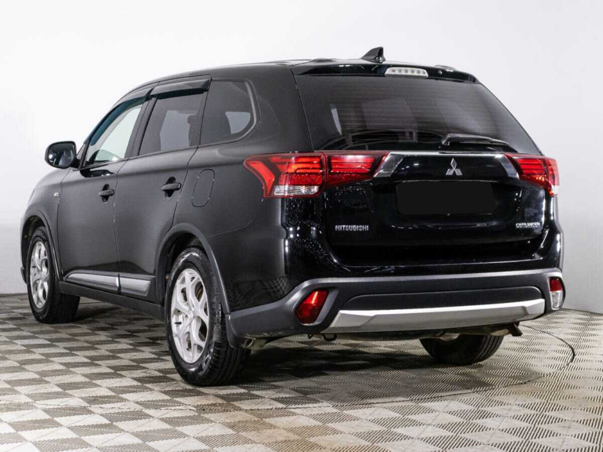 Купить Mitsubishi Outlander, 2017, 108 590 км, фото №6