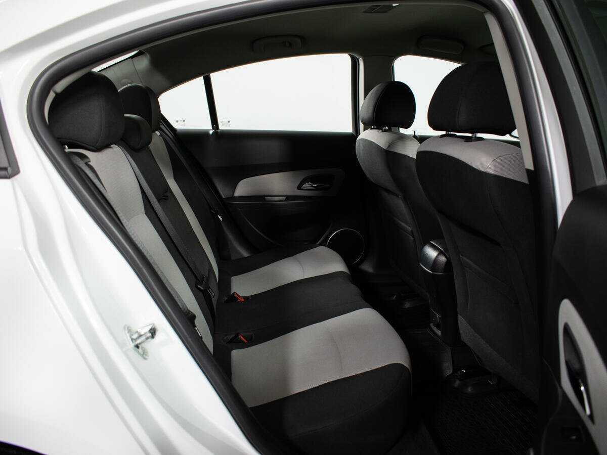 Купить Chevrolet Cruze, 2013, 63 452 км, фото №10