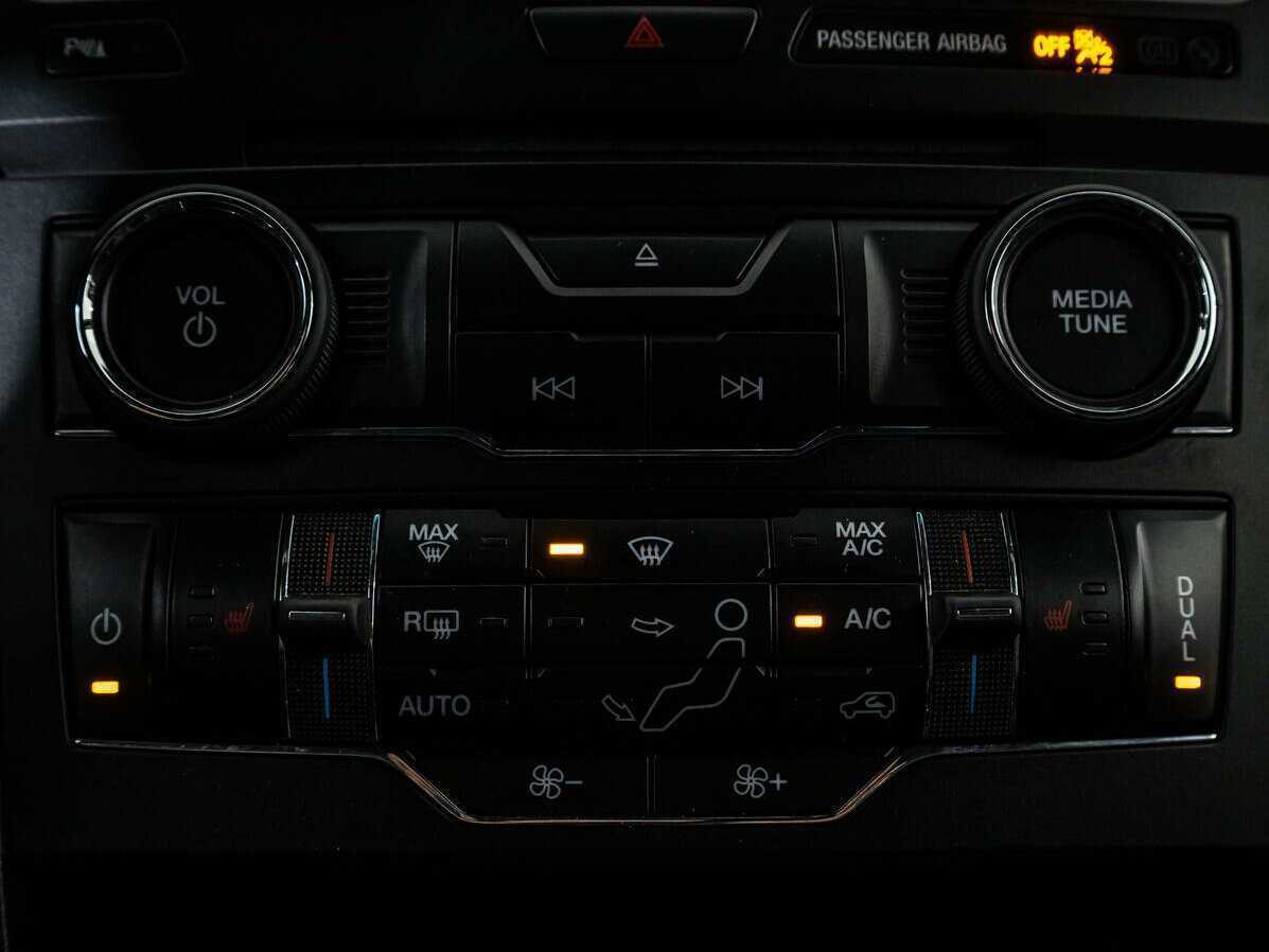 Купить Ford Explorer, 2016, 265 349 км, фото №13