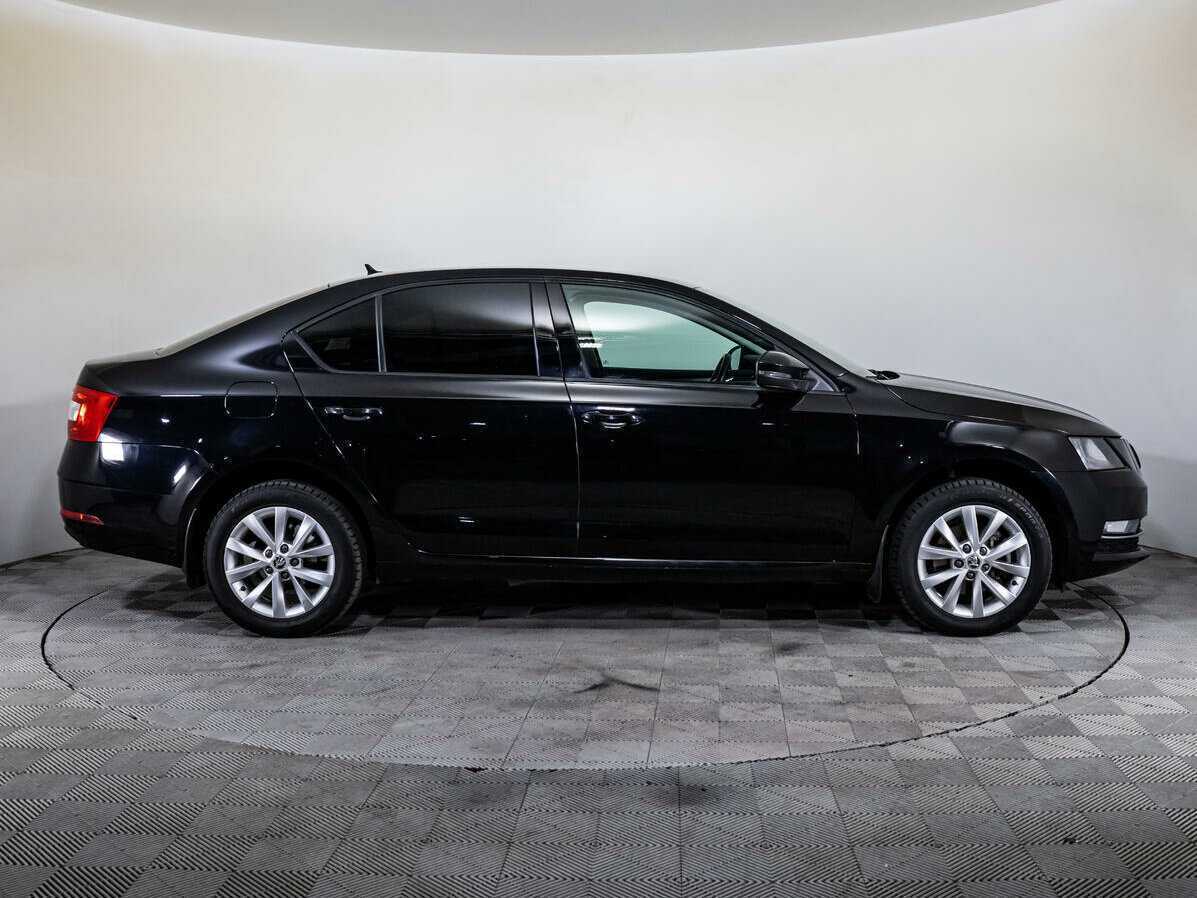 Купить Skoda Octavia, 2017, 120 784 км, фото №4