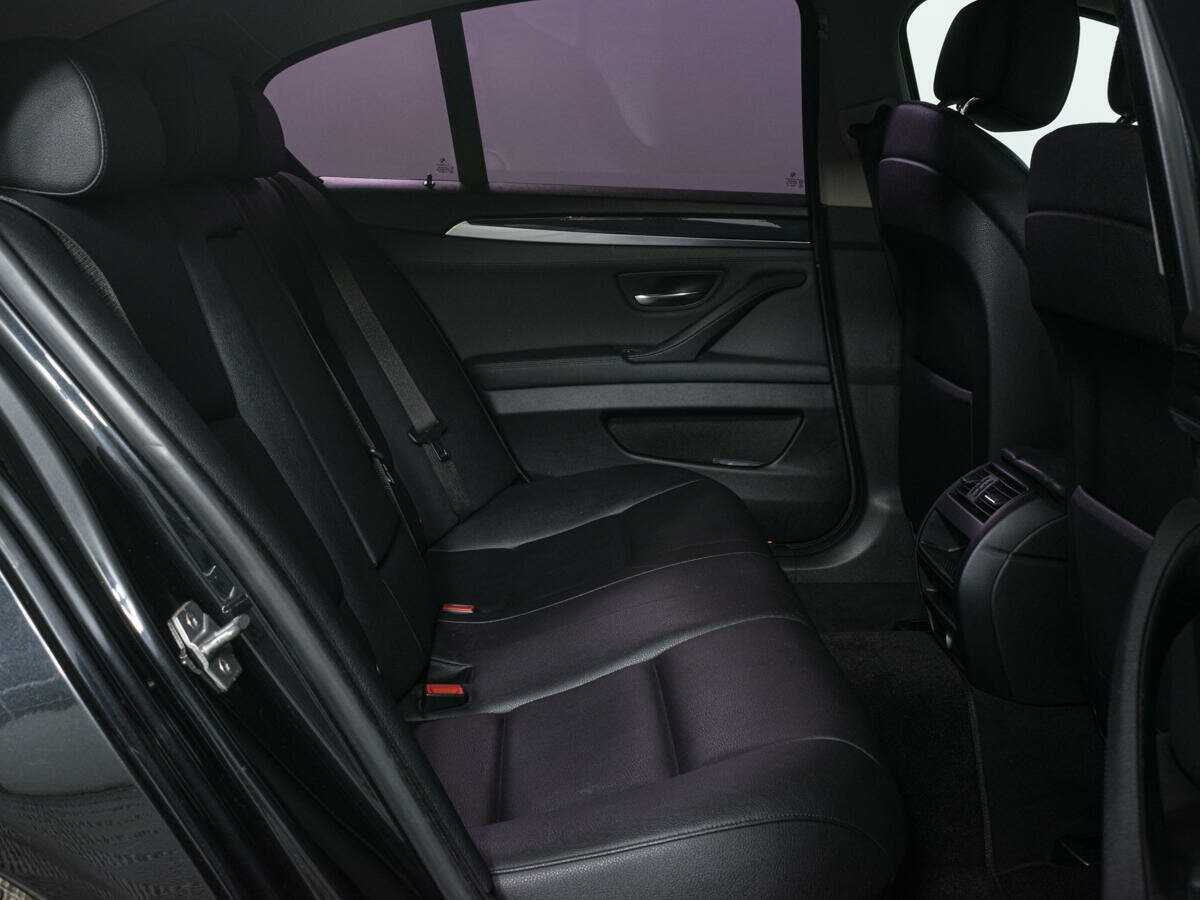 Купить BMW 5 серии 520i, 2013, 140 457 км, фото №12