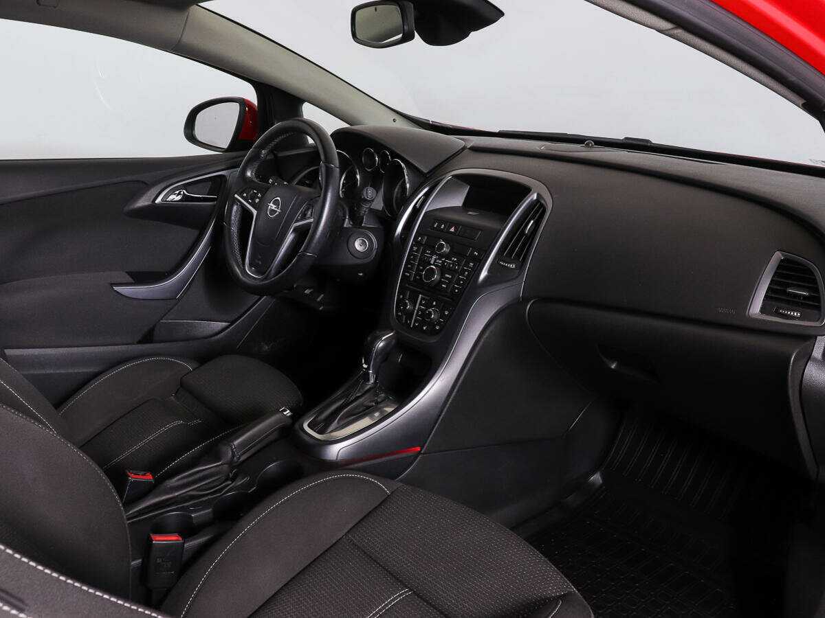 Купить Opel Astra GTC, 2012, 50 003 км, фото №8