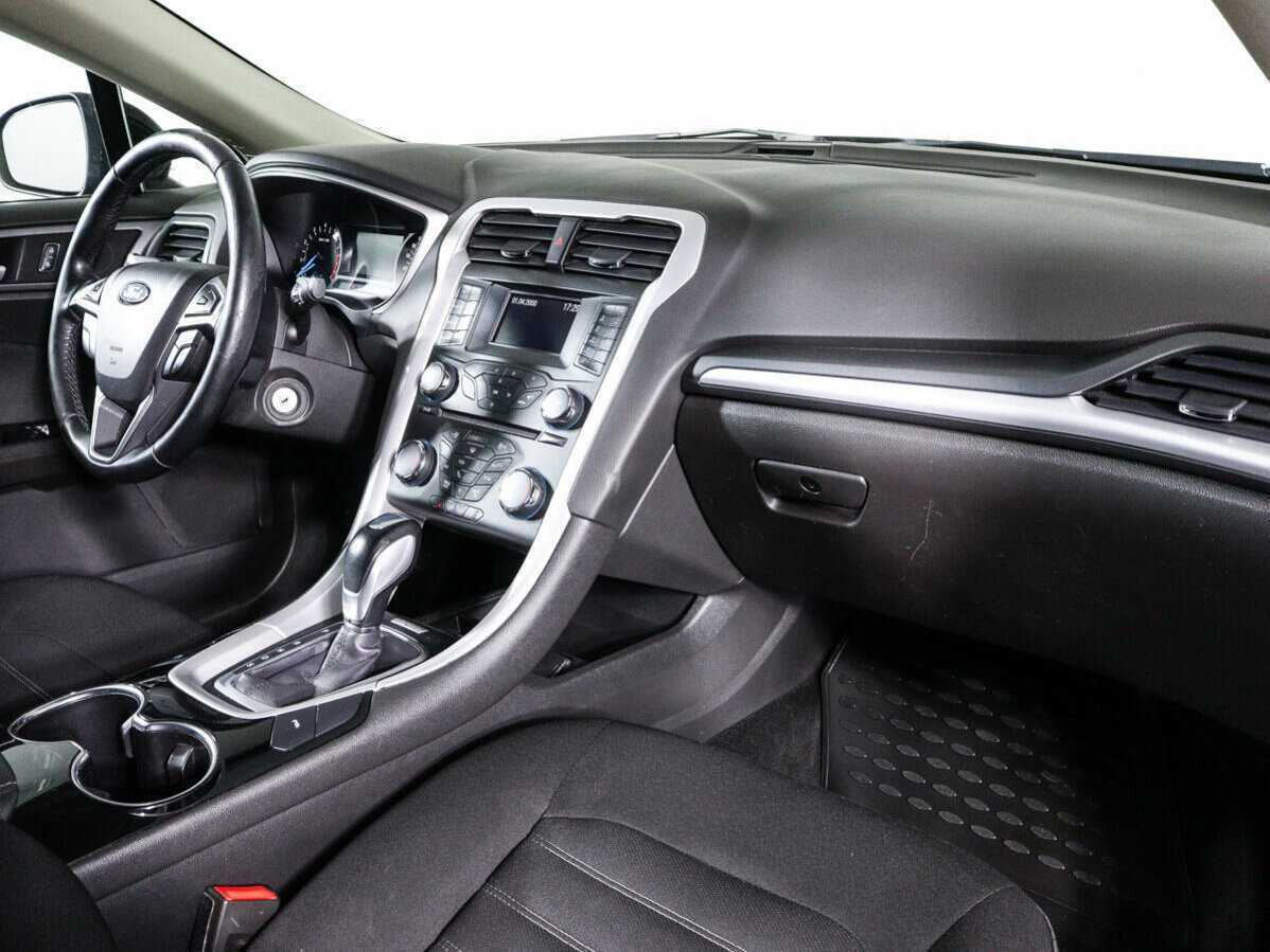 Купить Ford Mondeo, 2016, 106 889 км, фото №6