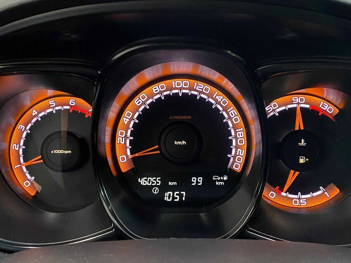 Купить Lada (ВАЗ) Vesta SW Cross, 2020, 46 000 км, фото №12