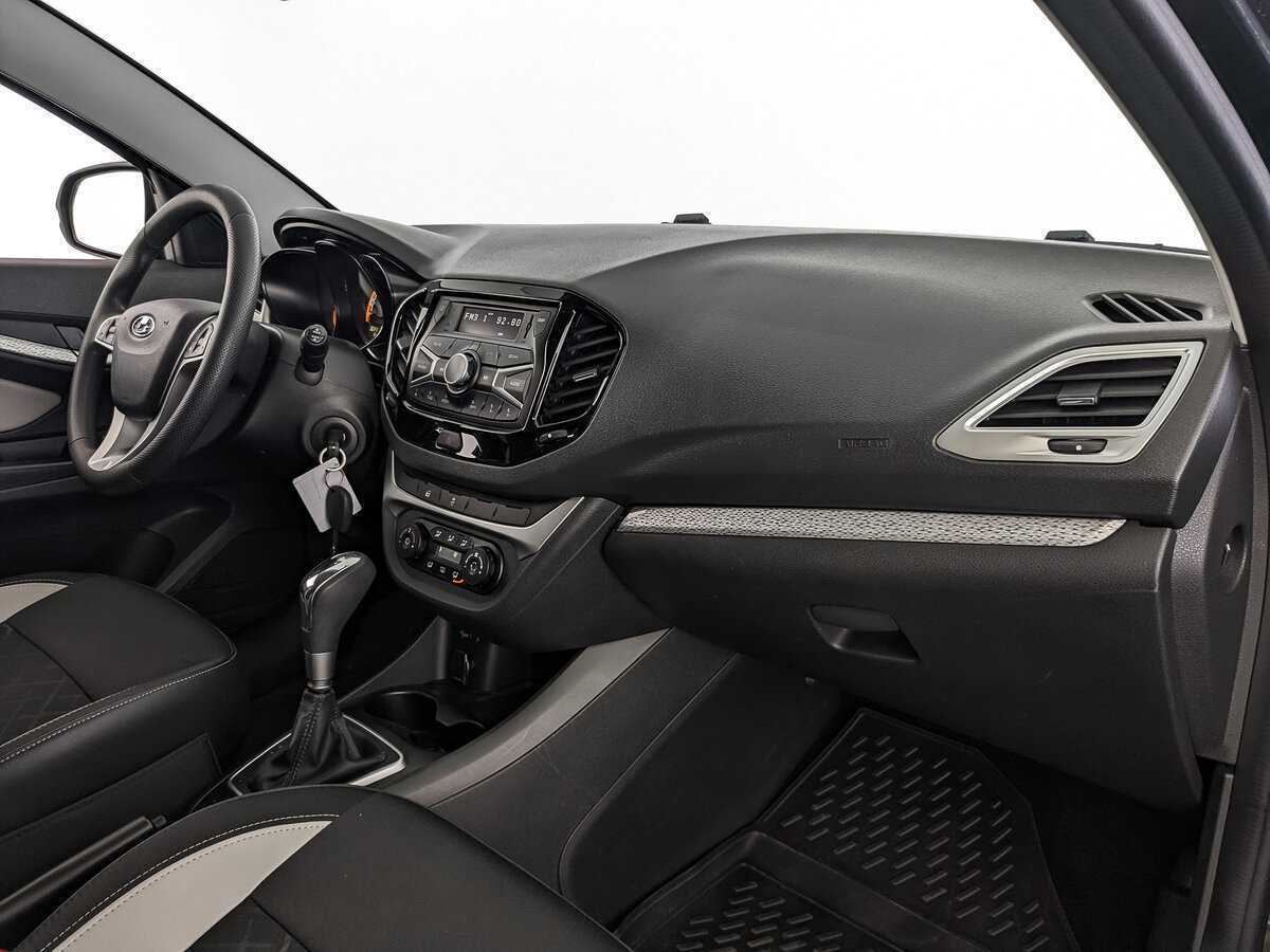 Купить Lada (ВАЗ) Vesta SW Cross, 2022, 30 335 км, фото №9