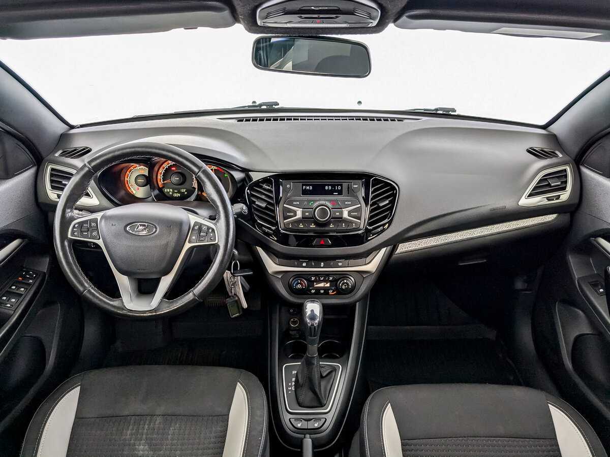 Купить Lada (ВАЗ) Vesta SW Cross, 2021, 68 000 км, фото №12