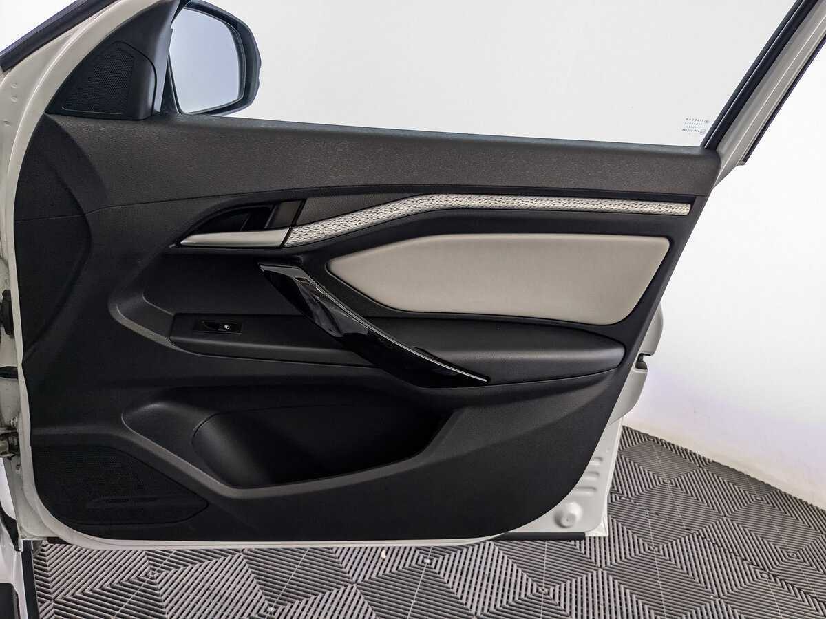 Купить Lada (ВАЗ) Vesta SW Cross, 2021, 68 000 км, фото №20