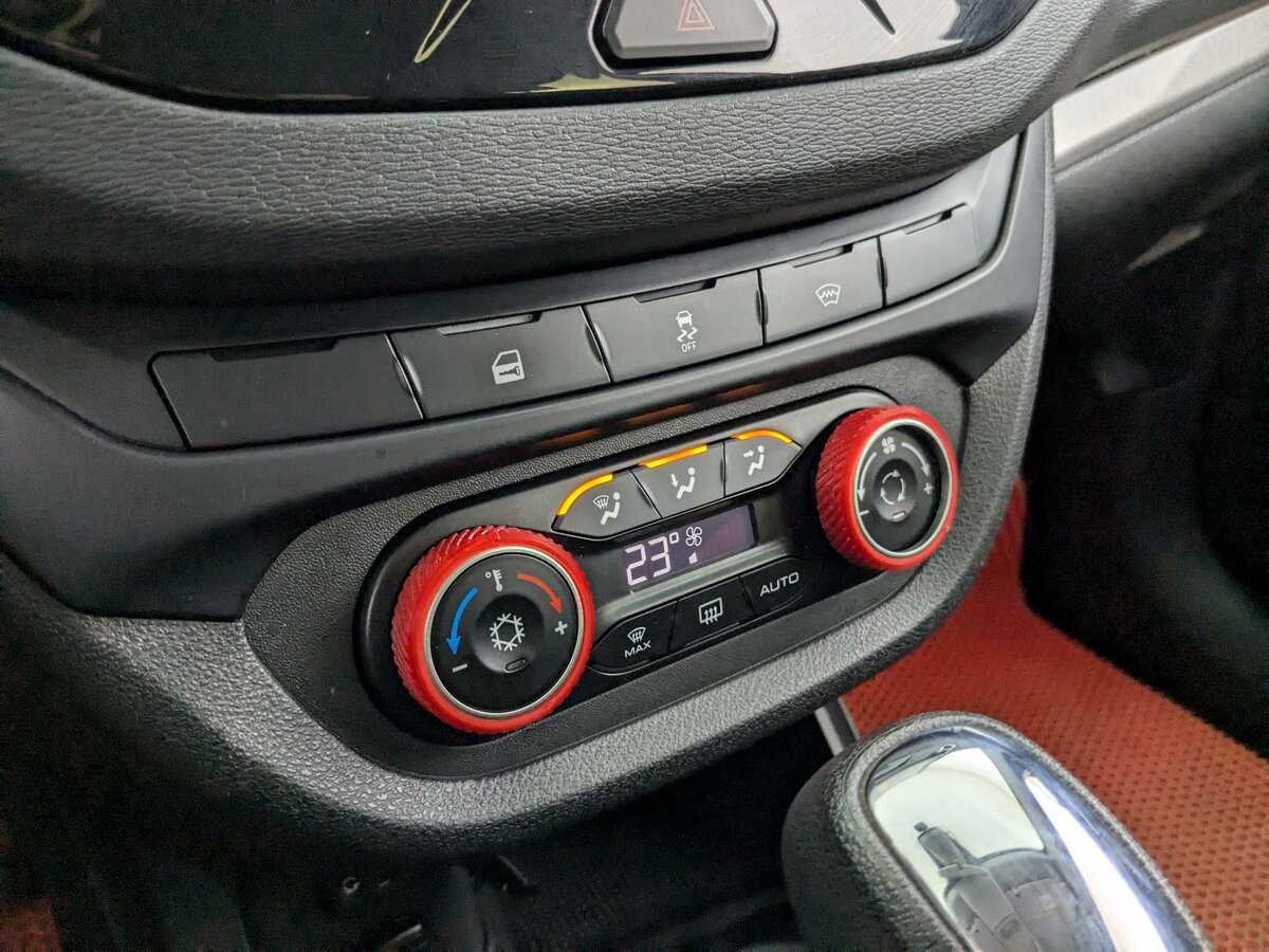 Купить Lada (ВАЗ) Vesta, 2020, 84 591 км, фото №12