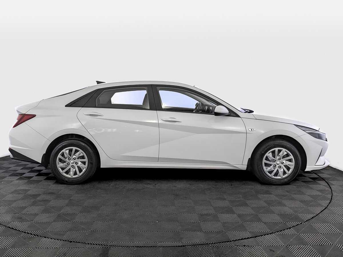 Купить Hyundai Elantra, 2022, 39 268 км, фото №4