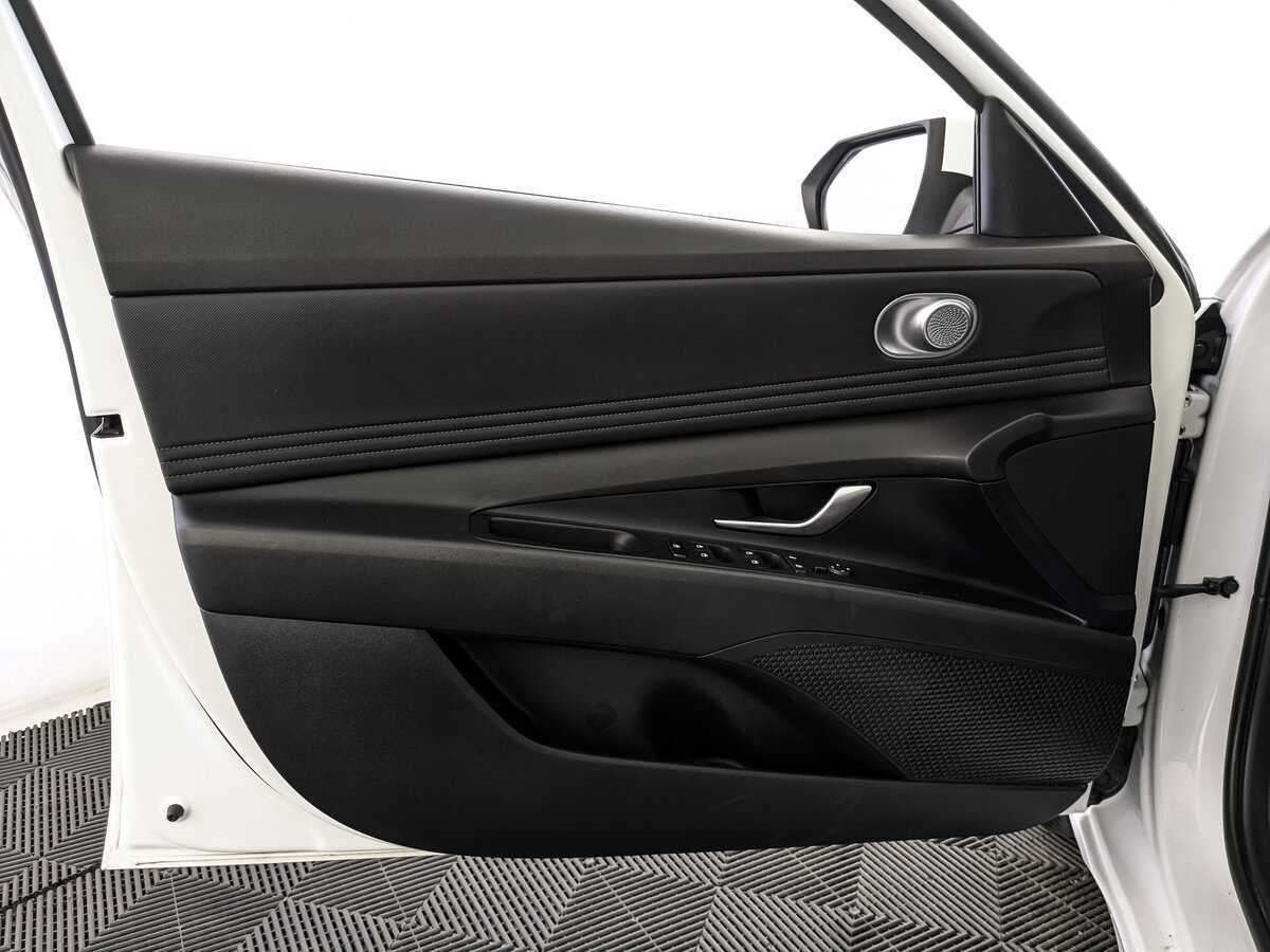 Купить Hyundai Elantra, 2022, 39 268 км, фото №15