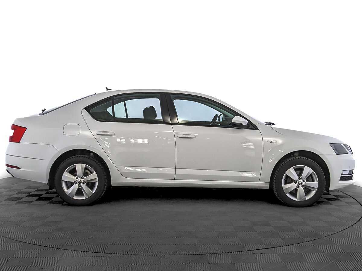 Купить Skoda Octavia, 2019, 39 297 км, фото №4