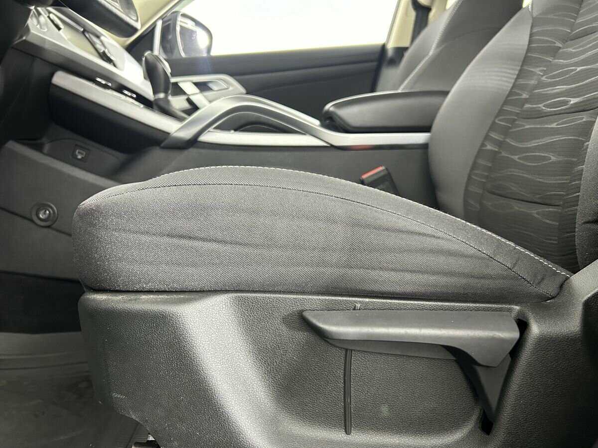 Купить Geely Atlas, 2018, 70 069 км, фото №9