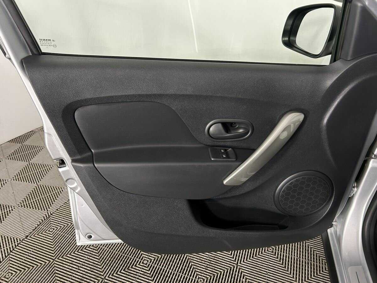 Купить Renault Sandero Stepway, 2021, 21 462 км, фото №8