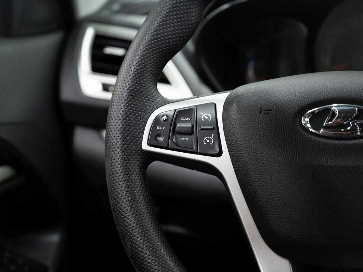 Купить Lada (ВАЗ) Vesta SW Cross, 2020, 111 156 км, фото №15