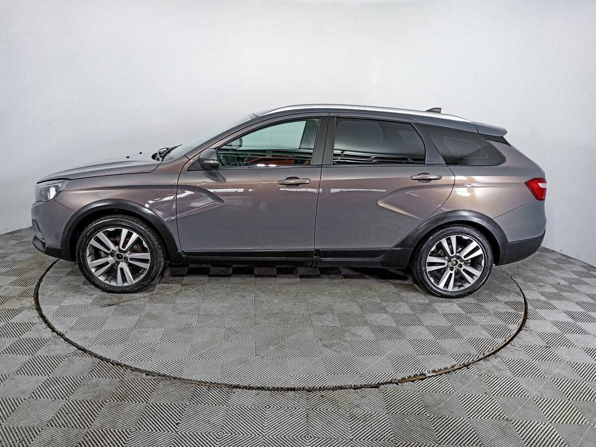Купить Lada (ВАЗ) Vesta SW Cross, 2017, 320 079 км, фото №8
