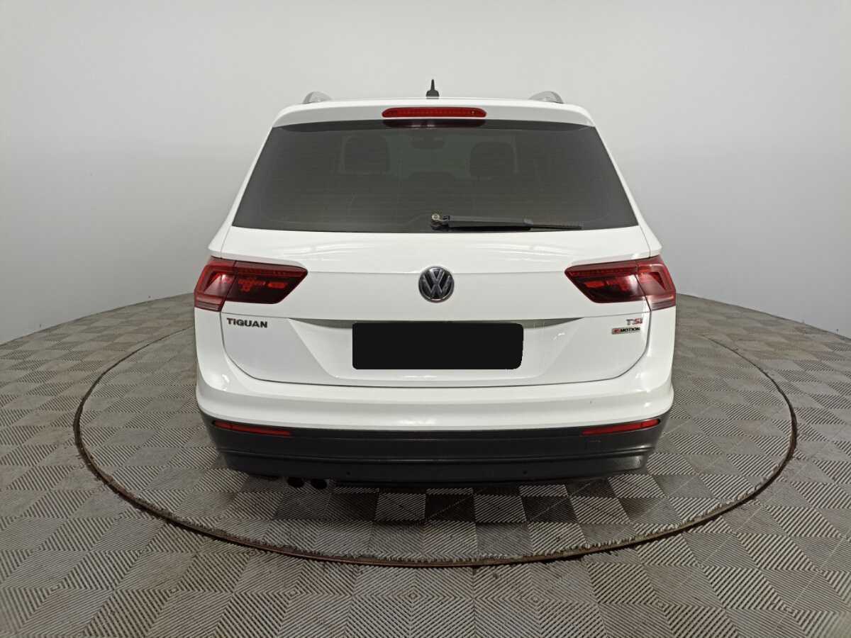 Купить Volkswagen Tiguan, 2017, 165 998 км, фото №6