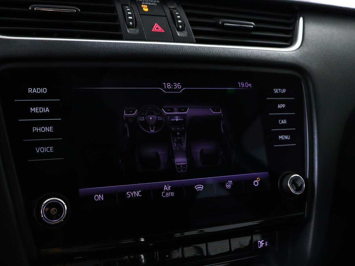 Купить Skoda Octavia, 2019, 249 529 км, фото №16
