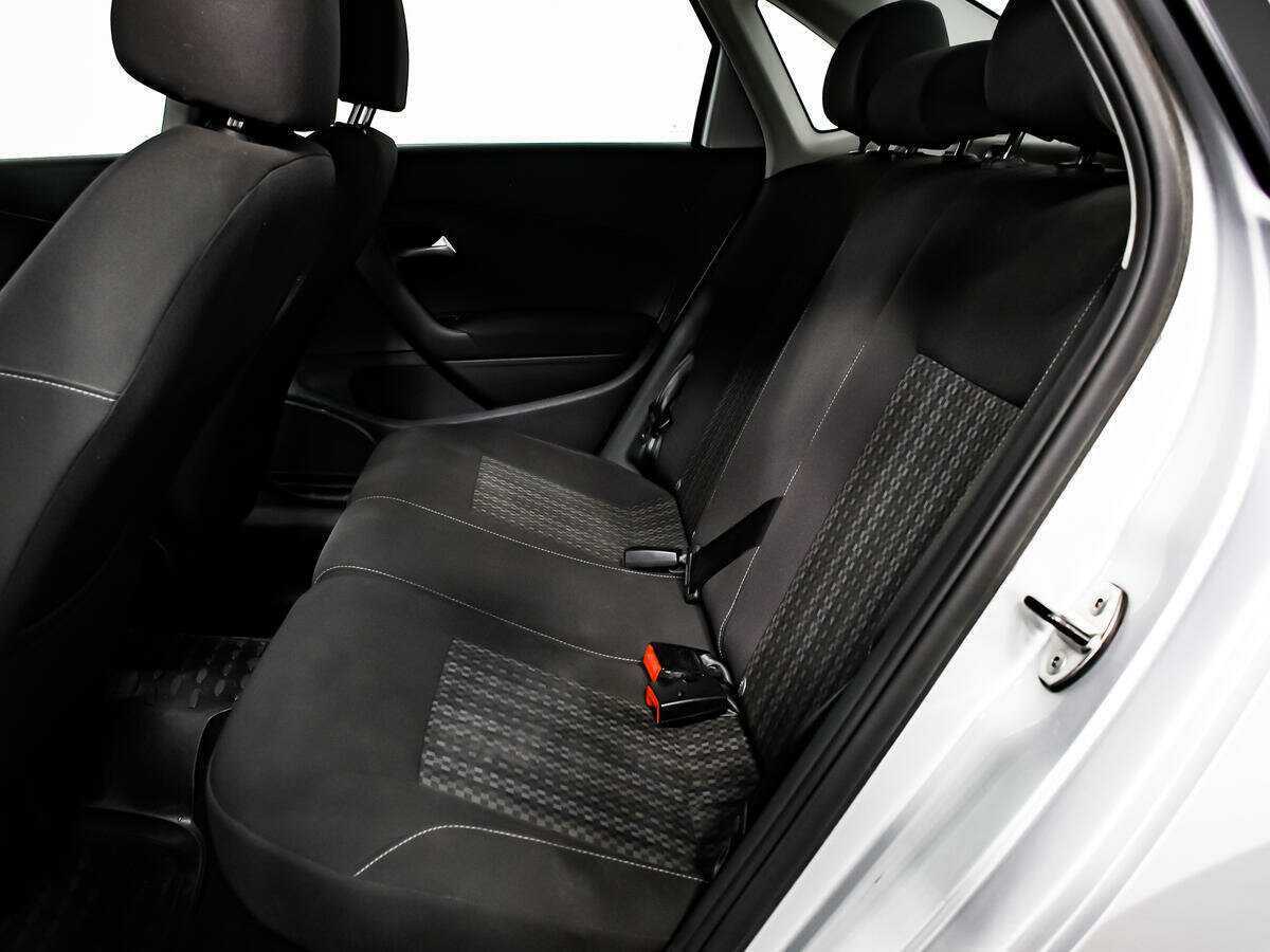 Купить Volkswagen Polo, 2018, 105 224 км, фото №12