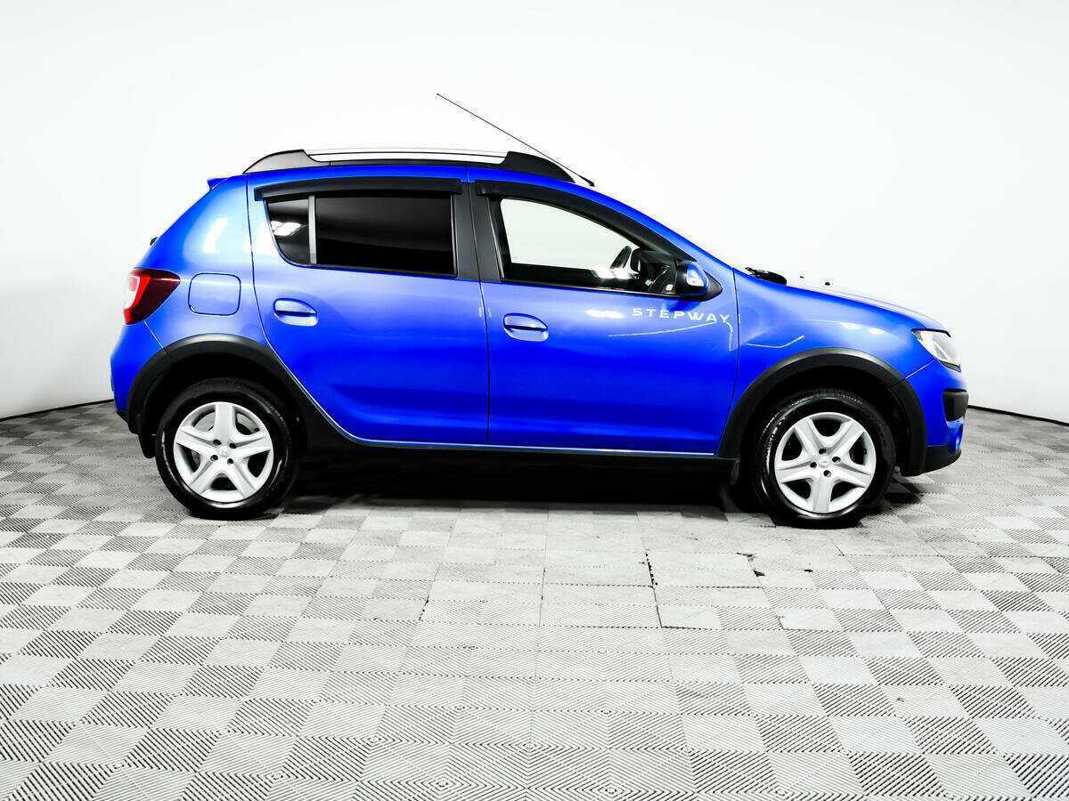 Купить Renault Sandero Stepway, 2016, 73 481 км, фото №4