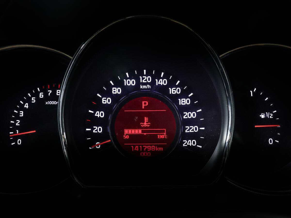 Купить Kia Ceed, 2012, 147 000 км, фото №9