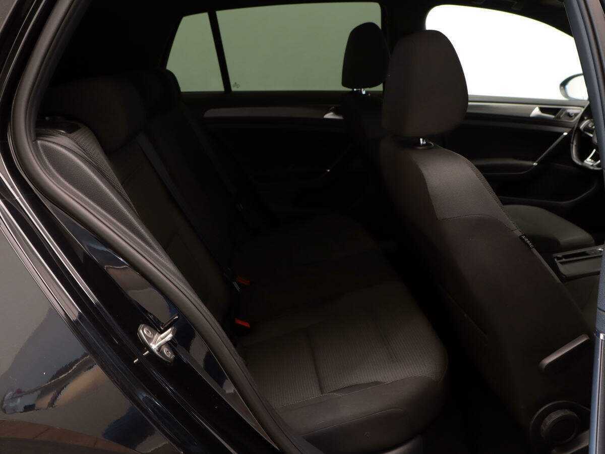 Купить Volkswagen Golf, 2013, 179 867 км, фото №8