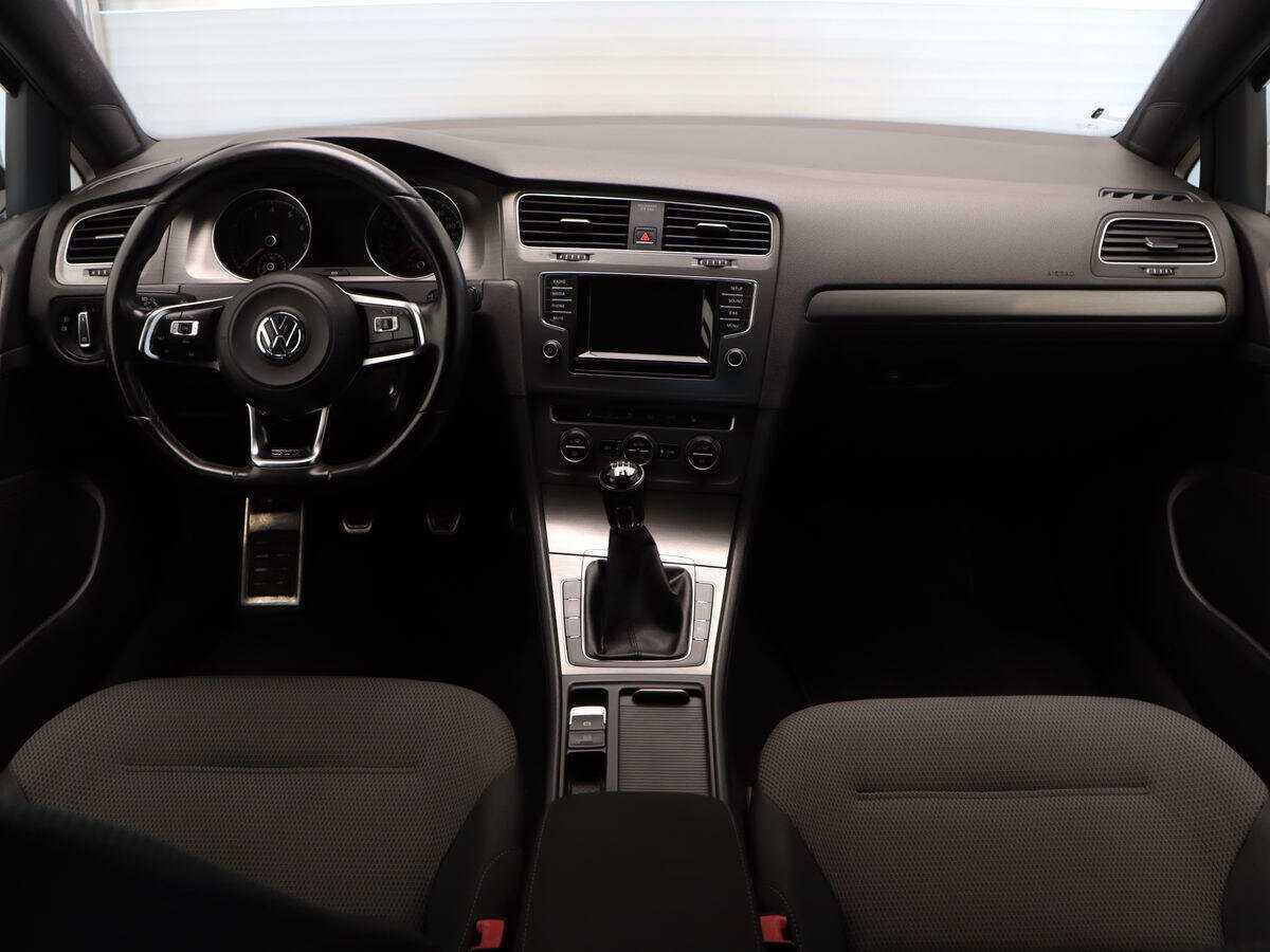 Купить Volkswagen Golf, 2013, 179 867 км, фото №9