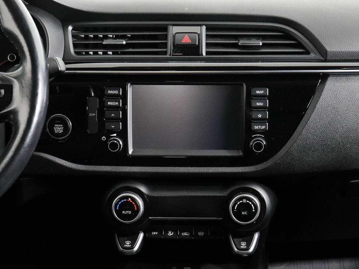 Купить Kia Rio, 2017, 61 800 км, фото №12