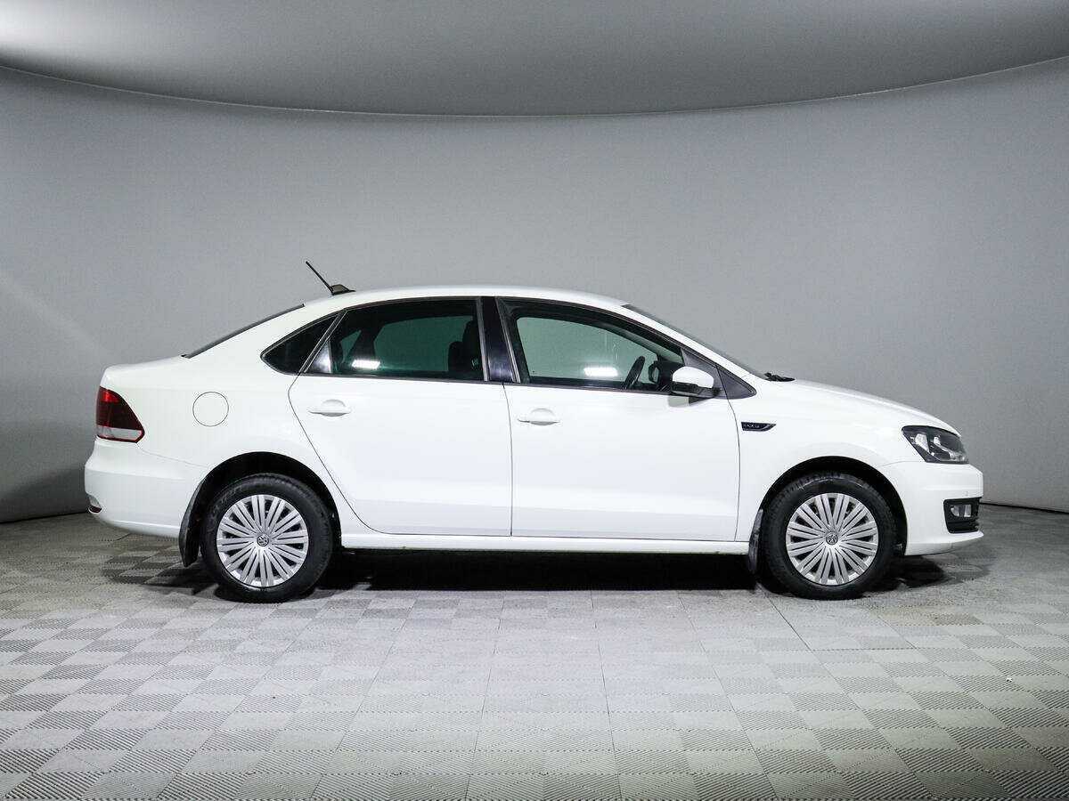 Купить Volkswagen Polo, 2018, 78 199 км, фото №4