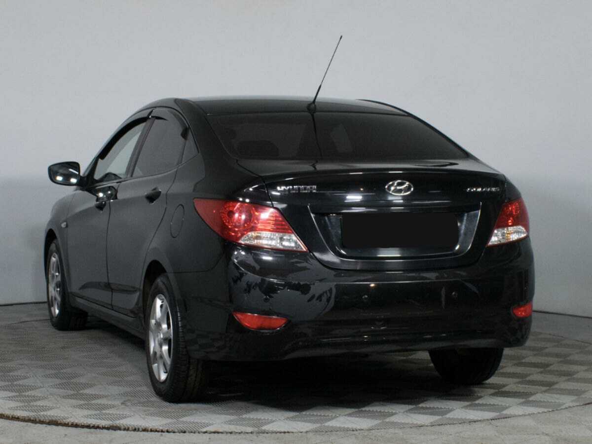 Купить Hyundai Solaris, 2014, 104 987 км, фото №7