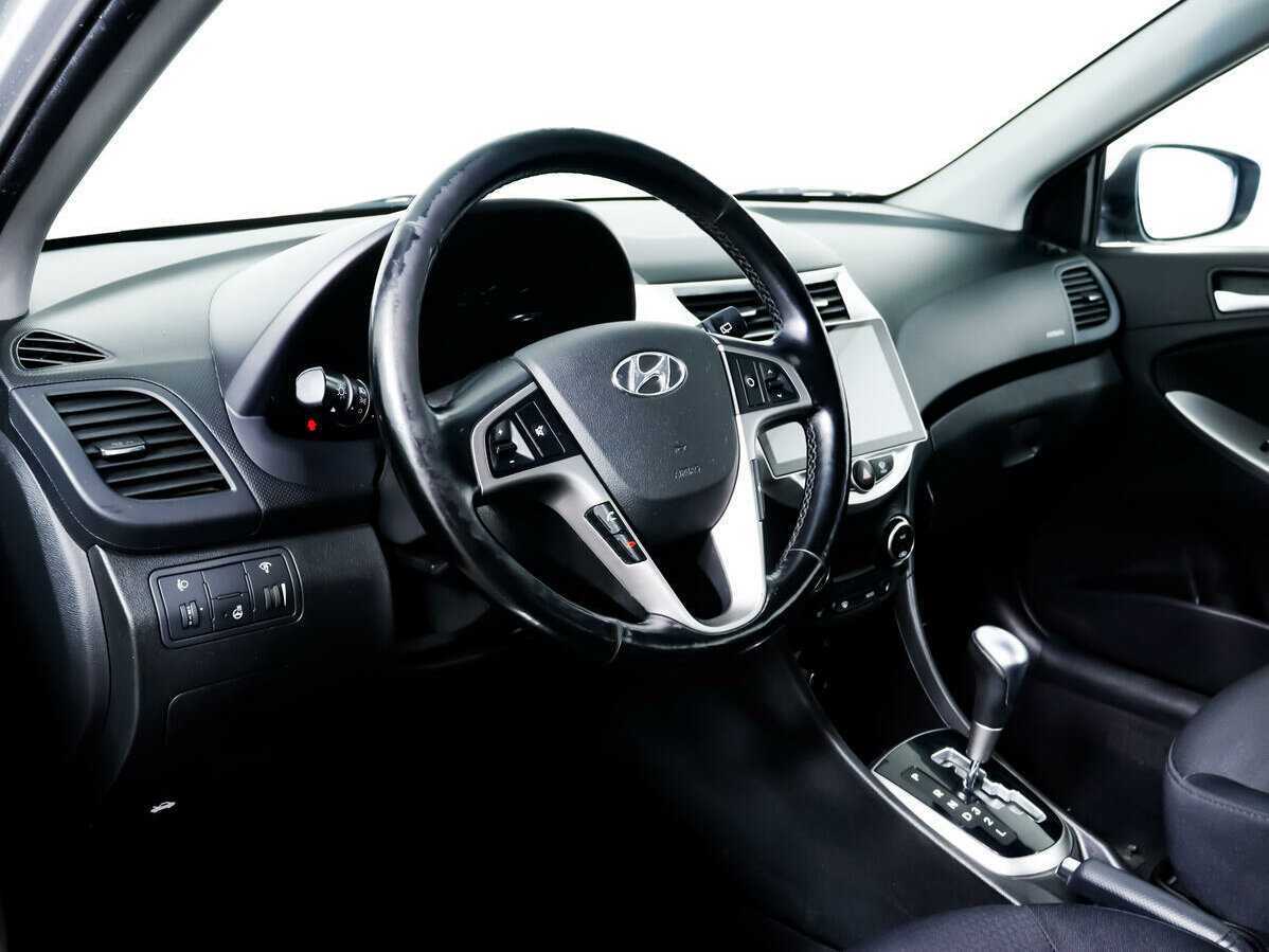 Купить Hyundai Solaris, 2014, 134 340 км, фото №13