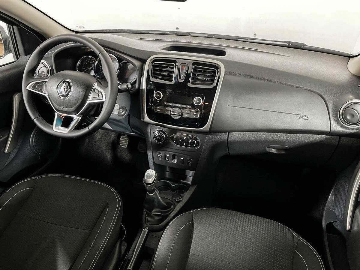 Купить Renault Logan, 2020, 57 641 км, фото №9