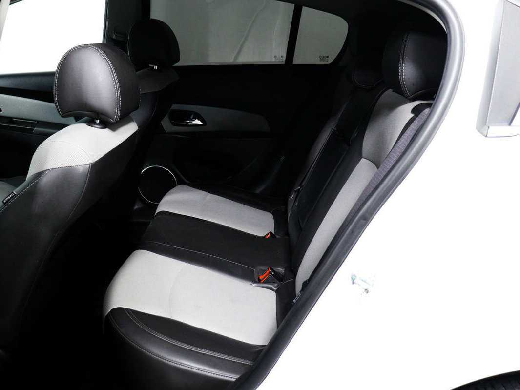 Купить Chevrolet Cruze, 2014, 117 616 км, фото №12
