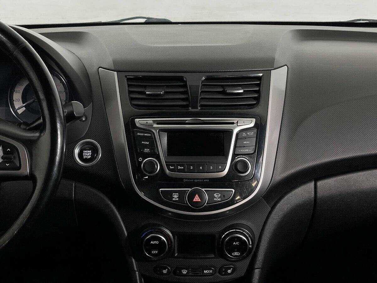 Купить Hyundai Solaris, 2014, 134 500 км, фото №10