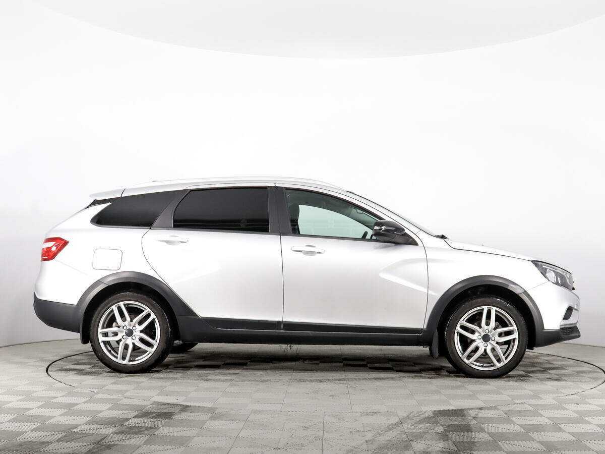 Купить Lada (ВАЗ) Vesta SW Cross, 2022, 32 179 км, фото №4