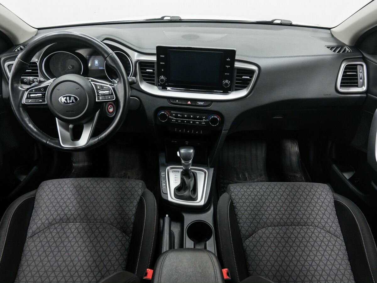Купить Kia Ceed, 2020, 56 000 км, фото №12