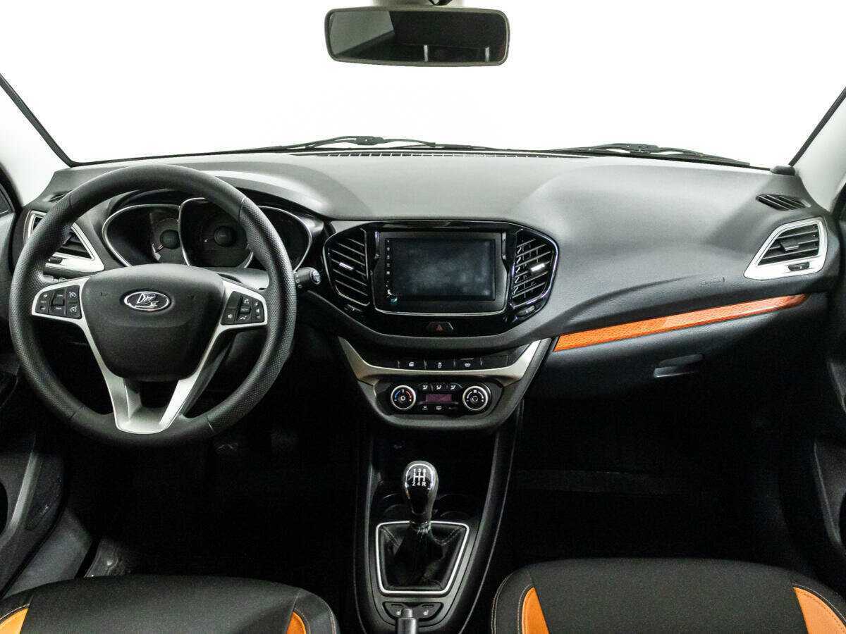 Купить Lada (ВАЗ) Vesta SW Cross, 2019, 26 843 км, фото №12