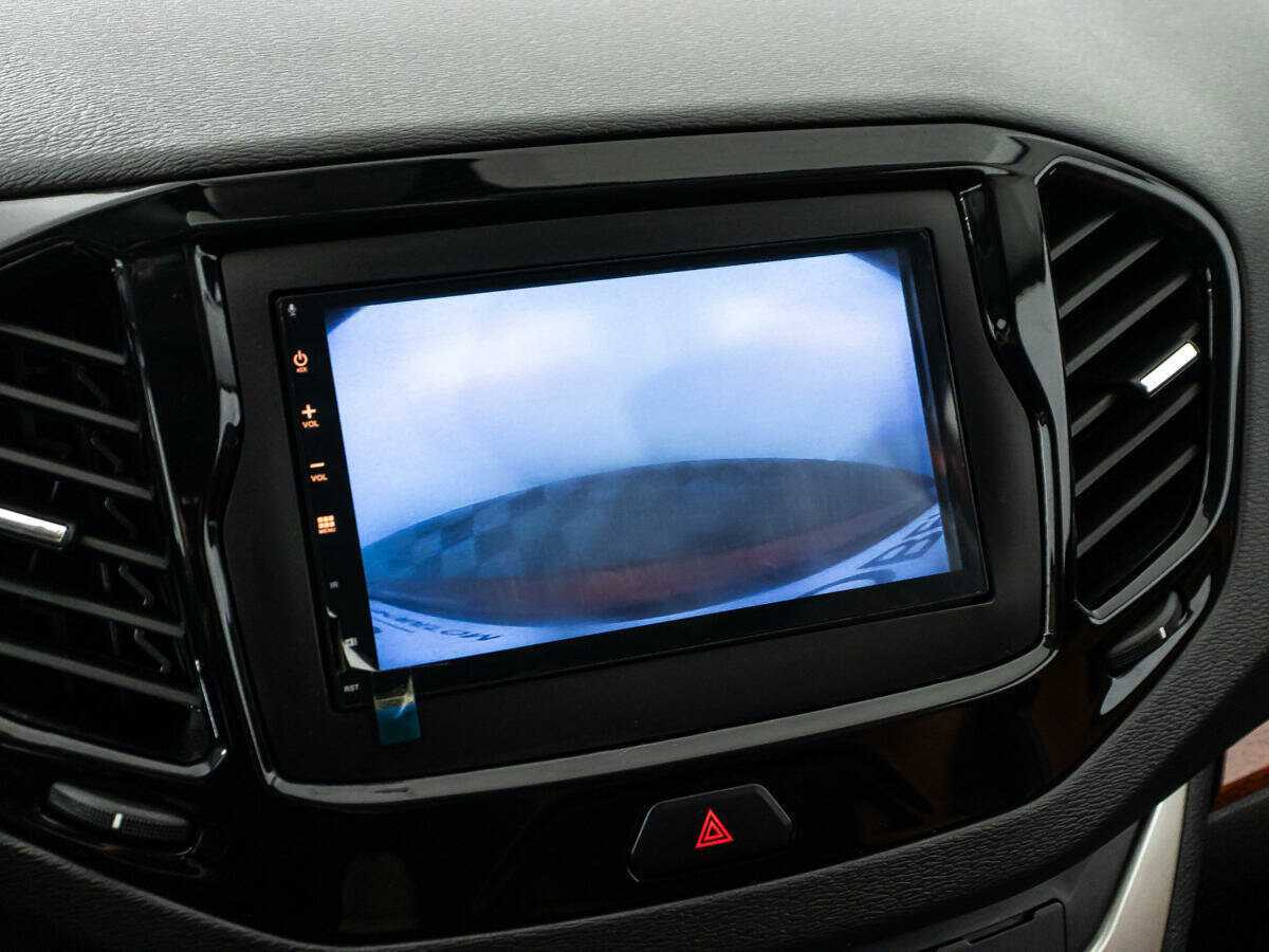 Купить Lada (ВАЗ) Vesta SW Cross, 2019, 26 843 км, фото №13