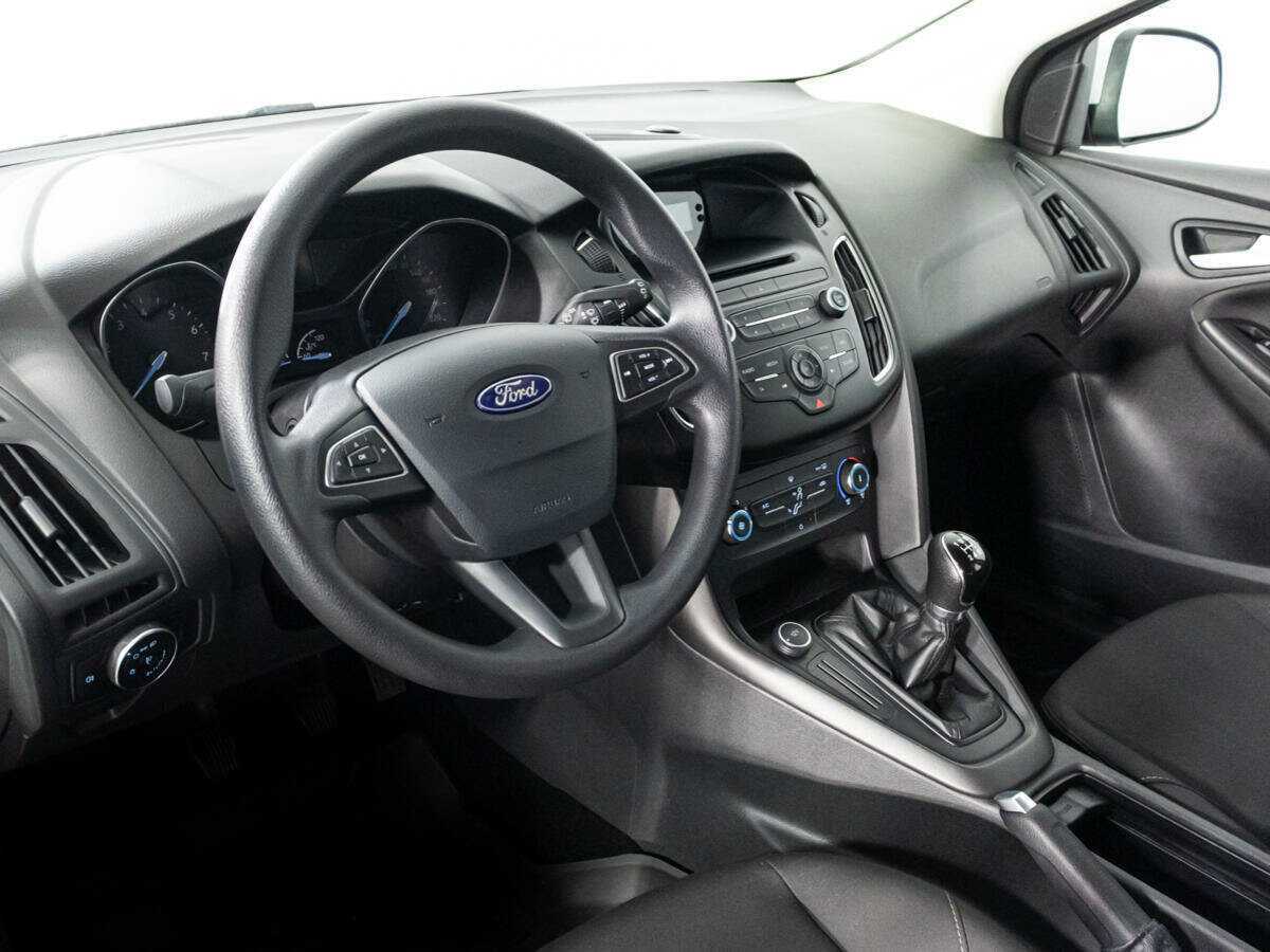 Купить Ford Focus, 2017, 13 340 км, фото №11