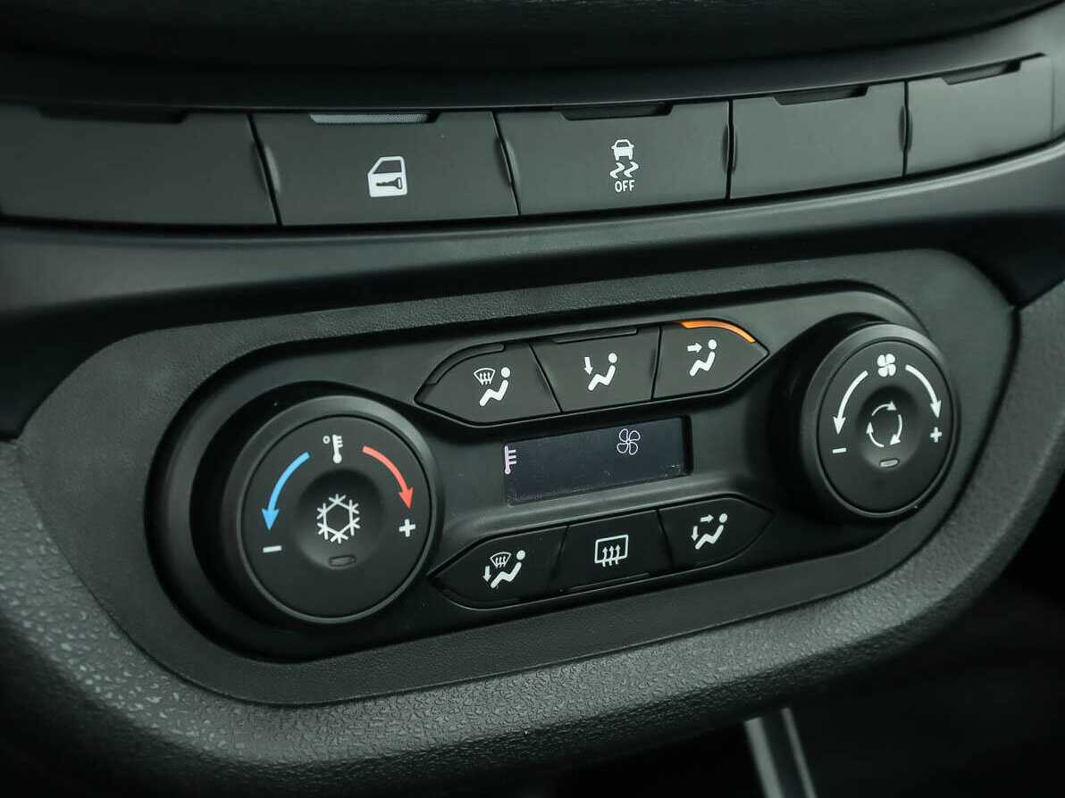 Купить Lada (ВАЗ) Vesta, 2022, 40 500 км, фото №14