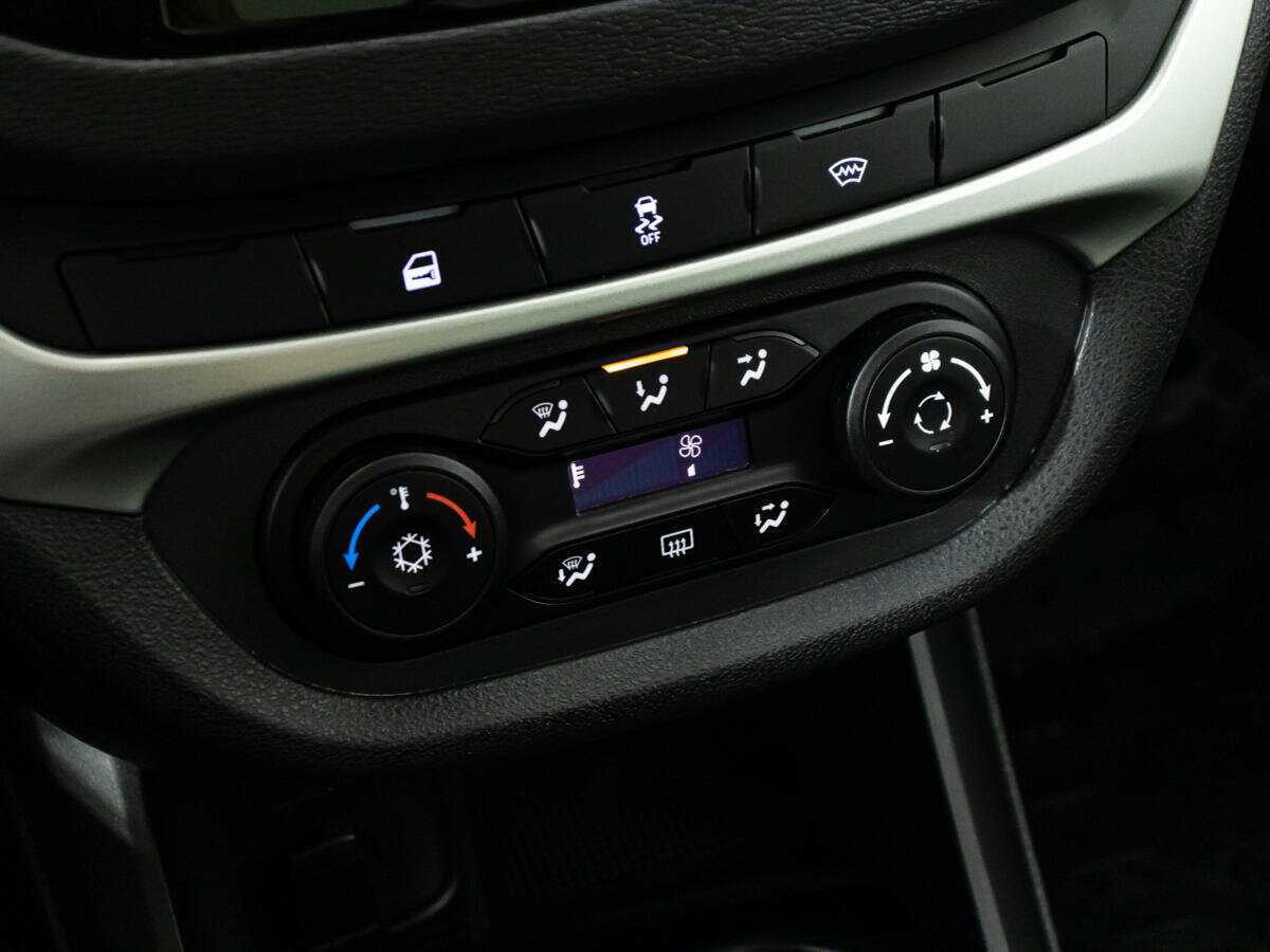 Купить Lada (ВАЗ) Vesta Cross, 2021, 39 142 км, фото №18