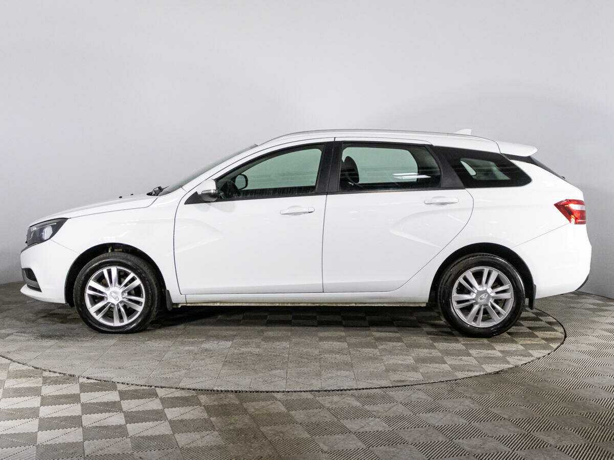Купить Lada (ВАЗ) Vesta SW, 2017, 136 605 км, фото №8