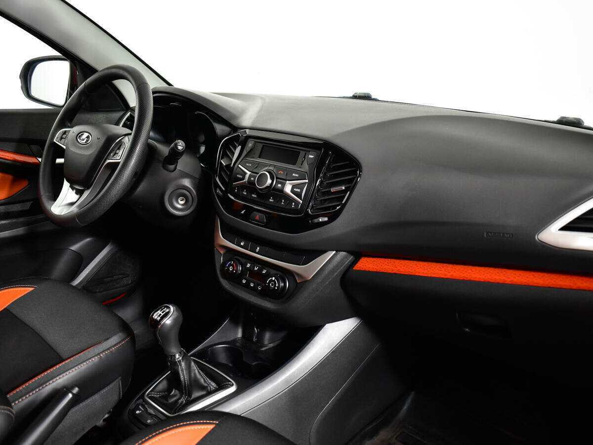 Купить Lada (ВАЗ) Vesta SW Cross, 2020, 121 999 км, фото №6