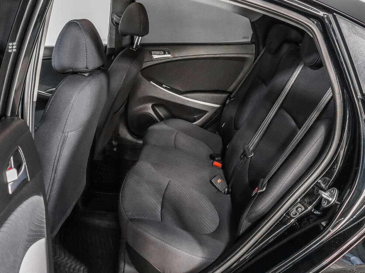 Купить Hyundai Solaris, 2015, 125 082 км, фото №11