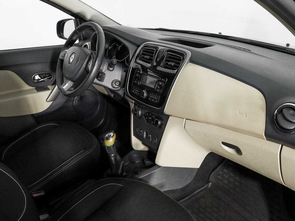 Купить Renault Logan, 2016, 106 618 км, фото №11