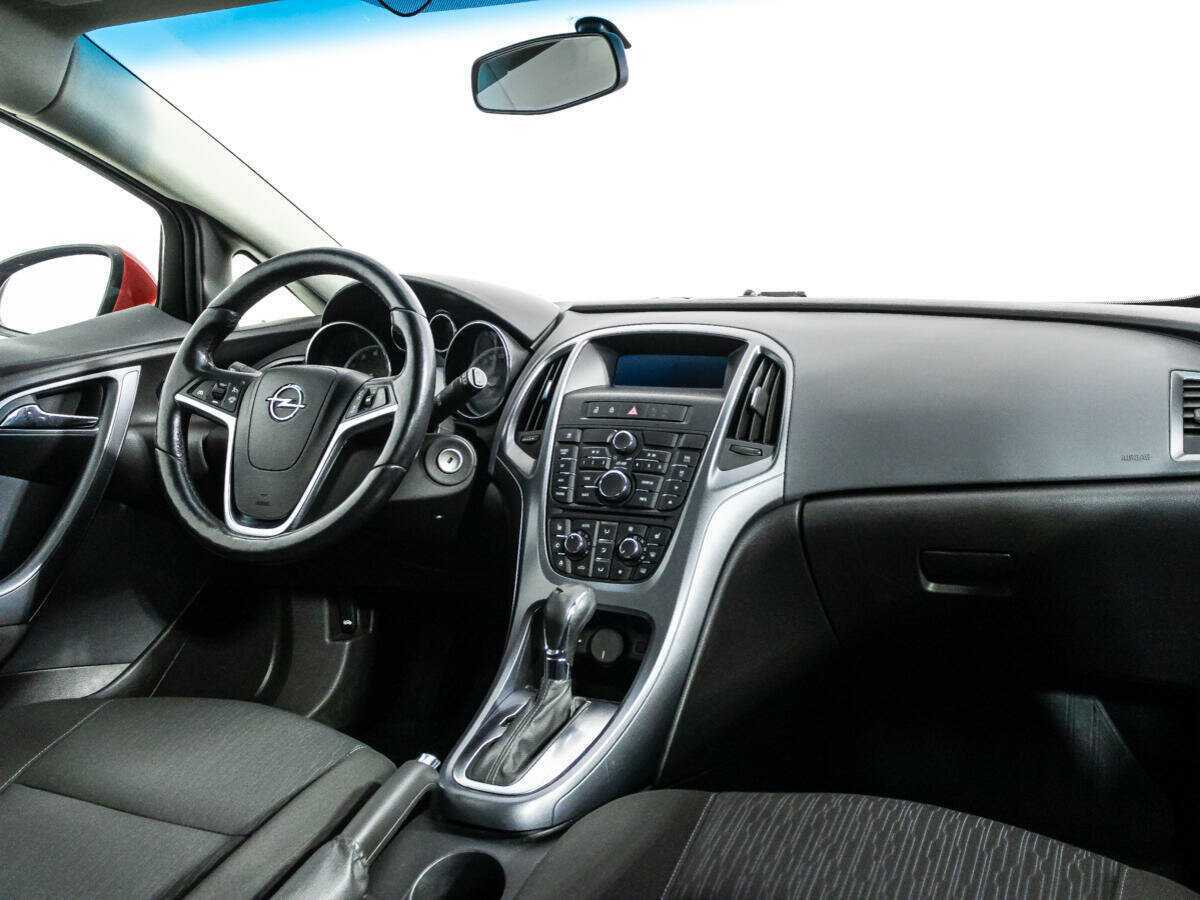 Купить Opel Astra GTC, 2013, 151 750 км, фото №9