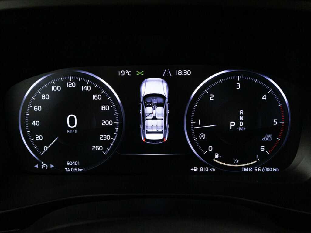 Купить Volvo XC40, 2019, 90 398 км, фото №12