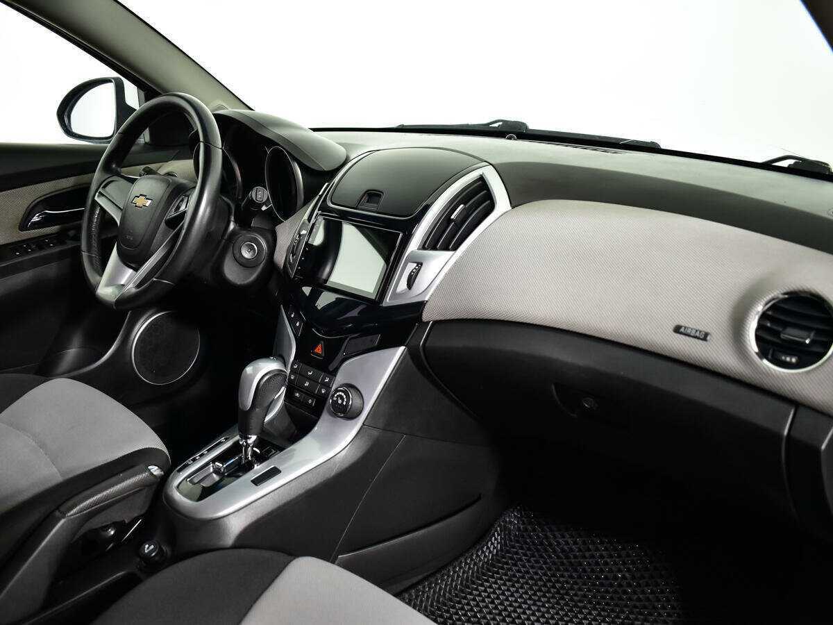 Купить Chevrolet Cruze, 2013, 247 074 км, фото №9